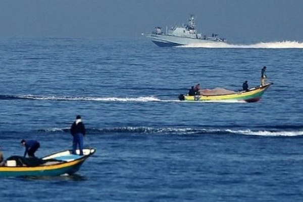 إصابة صياد برصاص بحرية الاحتلال قبالة شاطئ مدينة غزة-الحياة الجديدة
