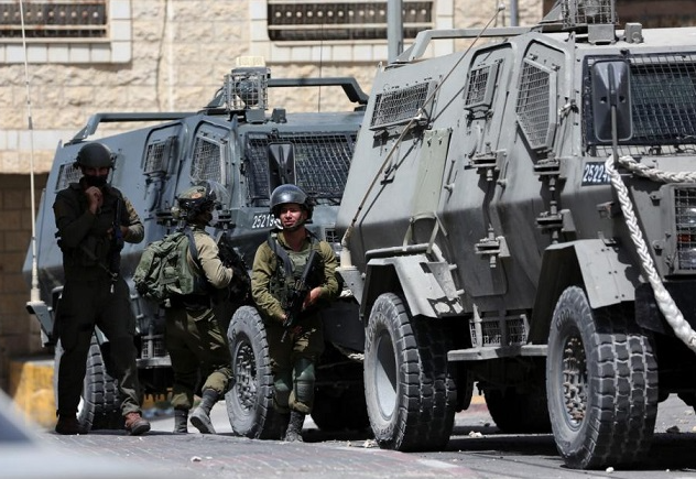 قوات الاحتلال تقتحم يعبد وتُجَرّف شارعا وتداهم هيئة الكهرباء-الحياة الجديدة