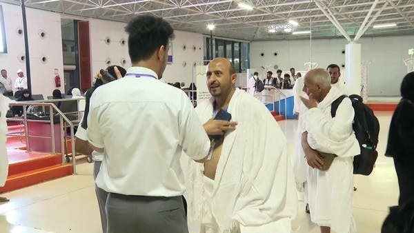 وصول 275 حاجًا يمنيًا من مطار صنعاء إلى جدة لأول مرة منذ 7 سنوات