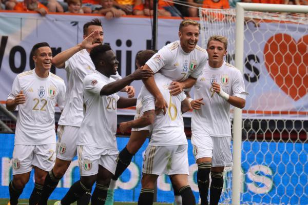 إيطاليا ثالثة على حساب هولندا المضيفة