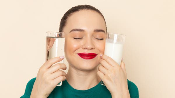 ليس الماء.. إليك أفضل مشروب للترطيب ومكافحة الجفاف