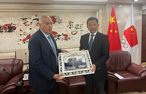 الفريق الرجوب يبحث تعزيز التعاون مع وزارة الشباب والرياضة الصينية