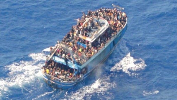 كاريكاتير عن الغواصة تايتن يفضح الموقف الغربي من قارب اليونان