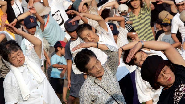 شاهد.. تمرين ياباني يساعد على إطالة العمر