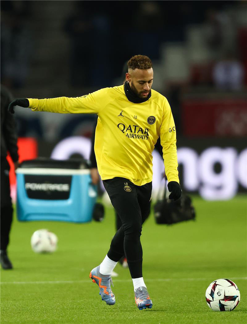 نيمار لا يرغب بالانتقال إلى السعودية