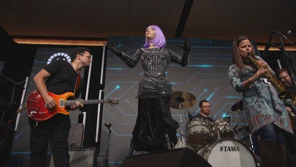 من الطب إلى الفنون.. روبوتات متخصصة تجتمع في قمة جنيف