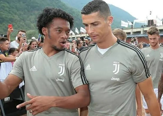 رونالدو يمنع زميله السابق كوادرادو من الانتقال إلى النصر السعودي!!