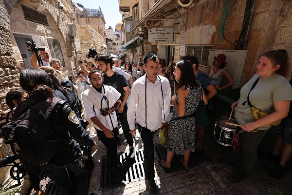 الجامعة العربية تدين الاستيلاء على منزل عائلة صب لبن-الحياة الجديدة