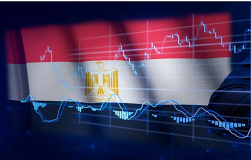 مصر تعزز معروضها النقدي وتغامر بتفاقم التضخم