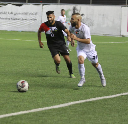 المكبر يستهل حملة الدفاع عن اللقب بثلاثية تعانق شباك العنابي – شباب الخليل الحيوي ينجز انتصاراً عريضاً – الظاهرية يرد على هدف الترجي بثلاثية