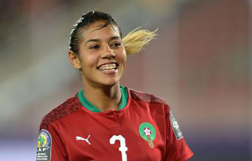 غزلان.. من فتاة تلعب مع أولاد الحي إلى قائدة “لبؤات الأطلس”