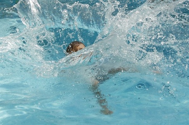 وفاة طفل غرقًا في بركة سباحة في أريحا-الحياة الجديدة