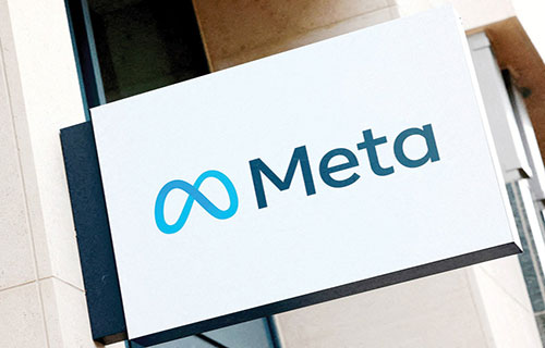 “ميتا” تتيح نموذجها للذكاء الاصطناعي مجاناً على نطاق واسع