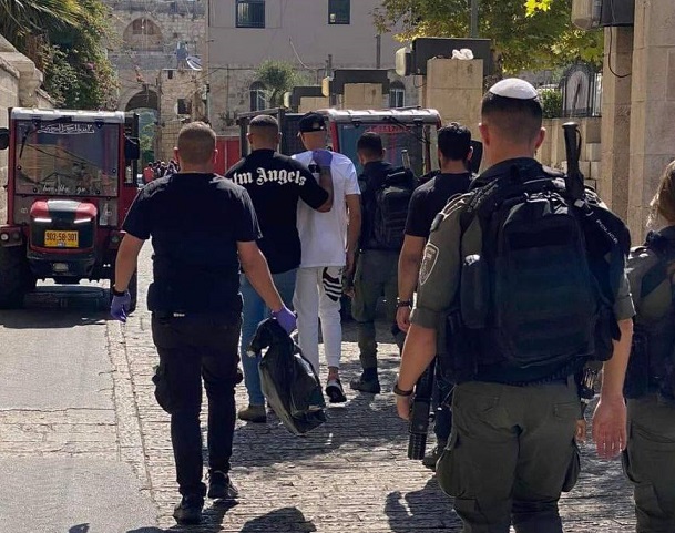 الاحتلال يعتقل ثلاثة طلبة من المحتفلين بنجاحهم بـ”التوجيهي” في القدس-الحياة الجديدة