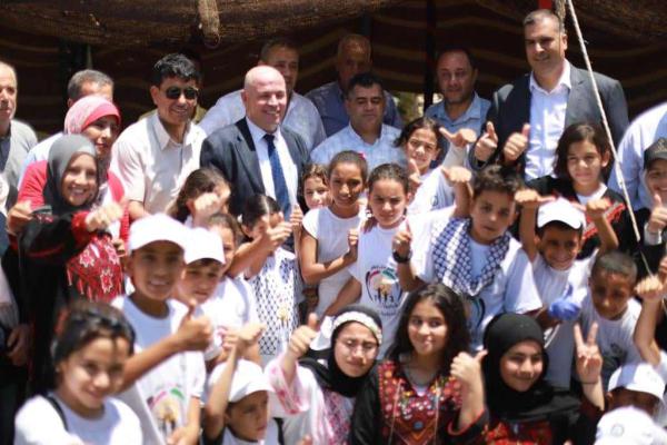 صبيحات يتفقد المخيمات الصيفية في قطاع غزة