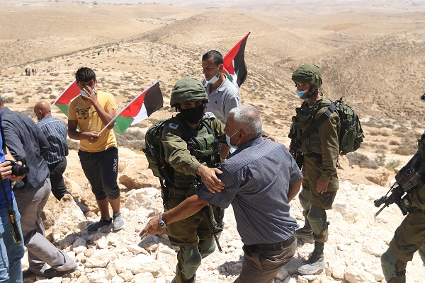 الإجراءات الإسرائيلية في مسافر يطا ترتقي إلى جرائم حرب-الحياة الجديدة