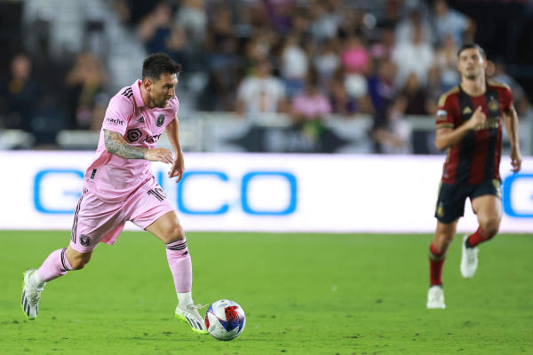 ميسي يتألق في ملاعب اميركا ويسجّل هدفين لانتر ميامي