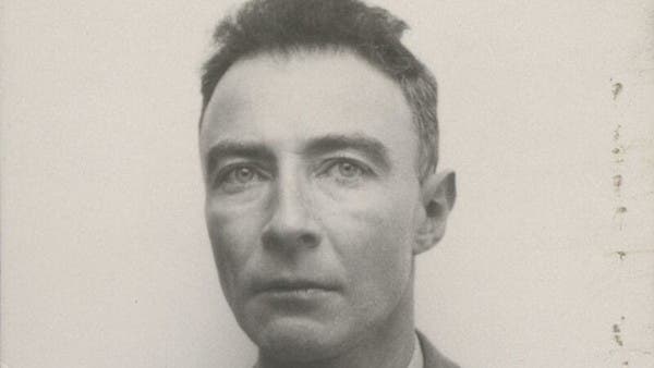 أب القنبلة الذرية.. عارض القنبلة الهيدروجينية واتُهم بالخيانة