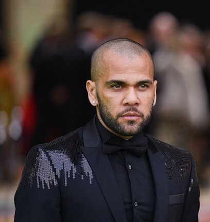 البرازيلي داني ألفيش يُحاكم في إسبانيا بتهمة الاغتصاب