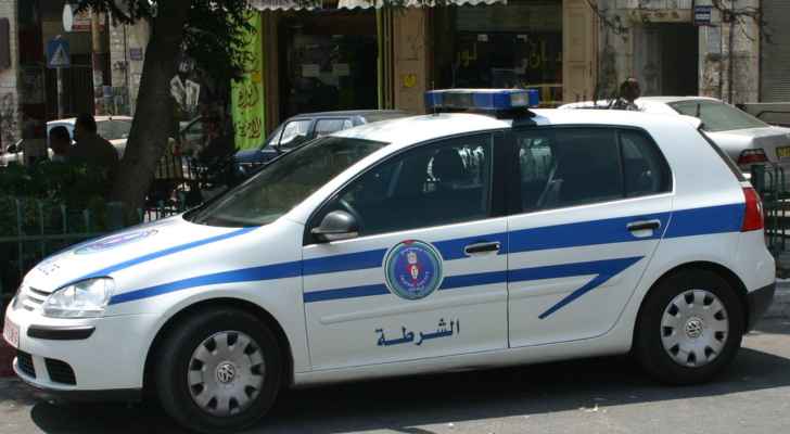 سطو مسلح على فرع أحد البنوك في السموع-الحياة الجديدة