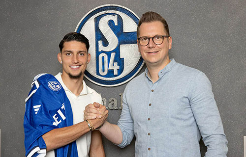 الموهبة الصاعدة “يوسف قبضاي” إلى شالكه