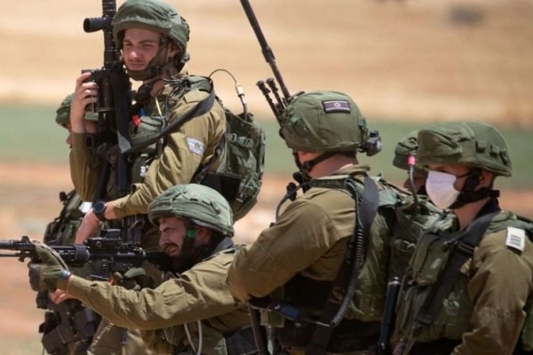 إصابة مواطن وزوجته إثر اعتداء الاحتلال عليهما جنوب الخليل-الحياة الجديدة