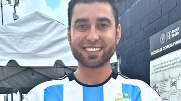 عامل نظافة طلب توقيع ميسي.. فحصل مالم يكن بالحسبان!