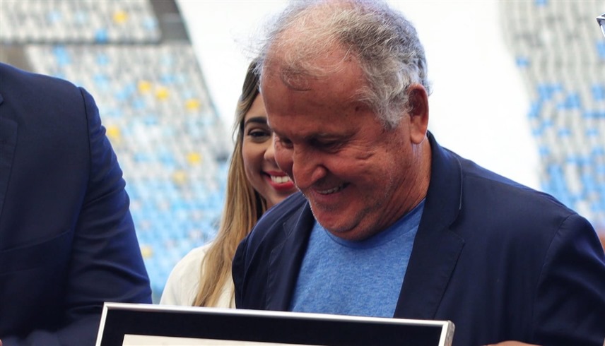 تكريم خاص لأسطورة البرازيل “زيكو” في الماراكانا