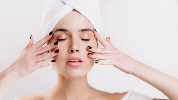 8 طقوس فعالة لمكافحة التجاعيد والبقع