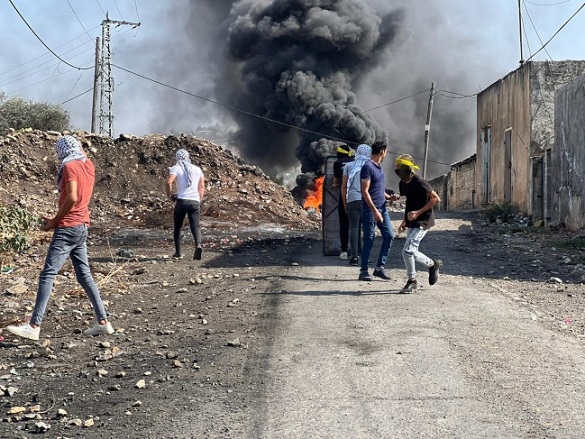 إصابة طفل وشاب خلال مواجهات في كفر قدوم-الحياة الجديدة