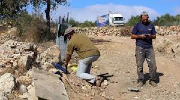 مستوطنون يدمرون خطوط مياه في خربة طانا شرق نابلس-الحياة الجديدة