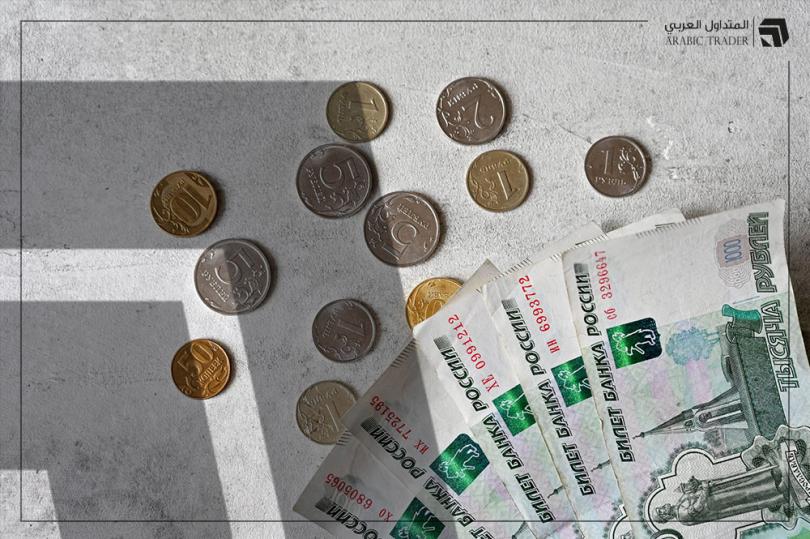 الروبل يهبط لأدنى مستوياته في 17 شهرا وتعليقات قوية من الكرملين!