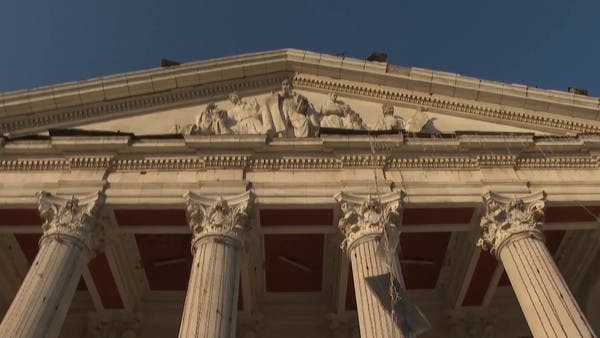 العربية ترصد آثار القصف الروسي لمسرح تشرنيهيف الأوكرانية