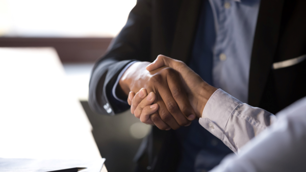 لعمر مديد بصحة.. قبضة يدك مفتاح سحري