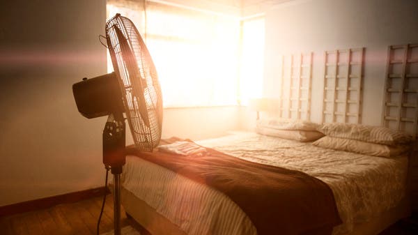 ارتفاع درجات الحرارة يؤثر سلباً على النوم.. وهذه الحلول