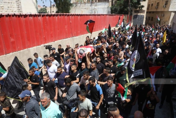 تشييع جثمان الشهيد الطفل عثمان في الزبابدة-الحياة الجديدة