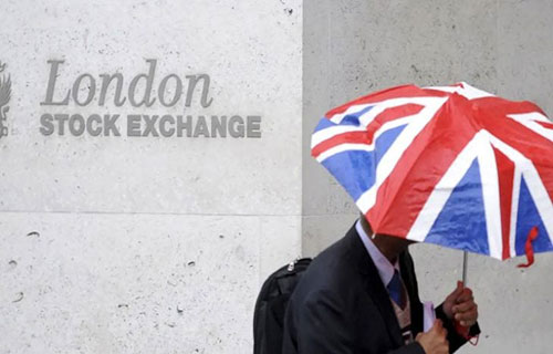 دخل رؤساء كبرى الشركات في بريطانيا 118 ضعف أجور العاملين