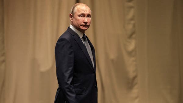 مسؤول أوكراني يسخر بفيديوهات من بوتين.. نسي ساعته!