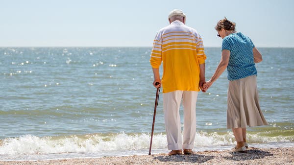 بينها اتباع نظام البحر المتوسط الغذائي.. 6 عادات بسيطة تطيل العمر