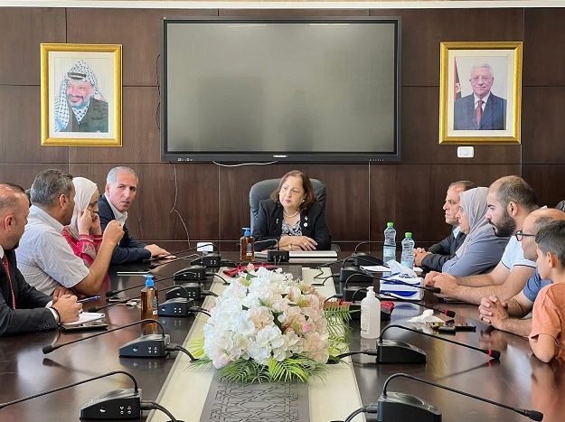 وزيرة الصحة تشكل لجنة تحقيق في ظروف وفاة المواطنة ملك عليان-الحياة الجديدة