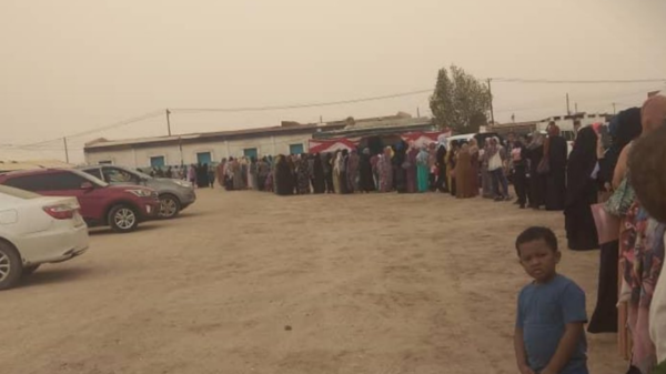 حتى جواز السفر بات حلماً بالسودان.. دفع نقدي وبسعر الدولار