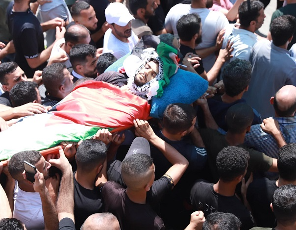 جماهير شعبنا في طوباس تُشيع جثمان الشهيد عبد الرحيم غنام-الحياة الجديدة