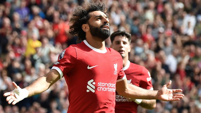 ليفربول يرفض عرضاً من الاتحاد السعودي لضمّ محمد صلاح