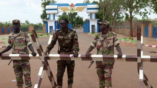 مشاهد متشابهة في 7 دول أفريقية عقب الانقلابات