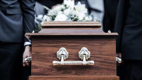 “فوق الموتة عصة قبر”.. ضريبة على الجثث تشعل ناراً في لبنان