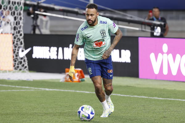 نيمار يعترف انه ليس في أفضل حالاته البدنية