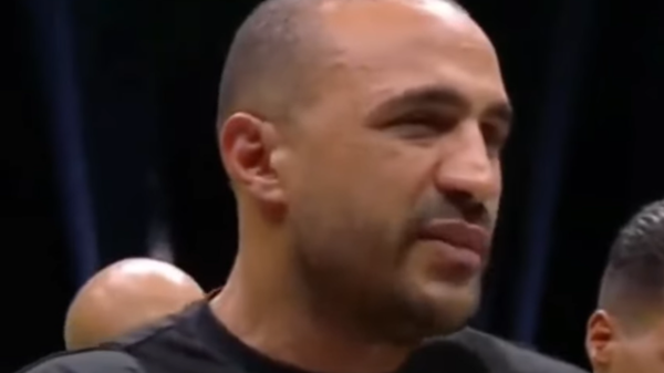 “هذا الوقت للمغرب”.. بدر هاري ينسحب من مباراة بدموع تملأ عينيه