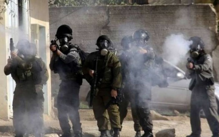 مواجهات مع الاحتلال في مخيم العروب-الحياة الجديدة