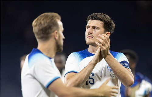 مدافع انكلترا قادر على التعامل مع عدائية جماهير اسكتلندا