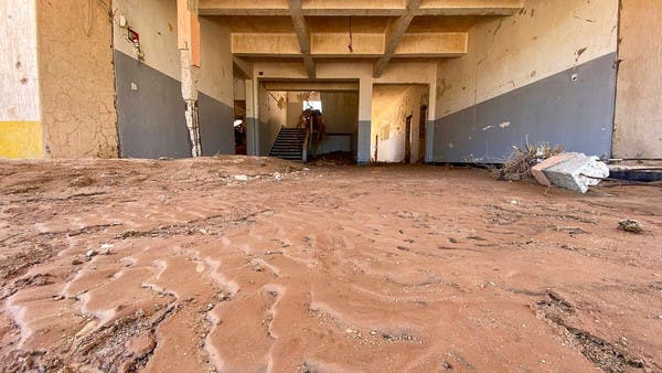 ناجون مصريون من سيول ليبيا يروون: كأنه طوفان نوح!